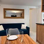 Cozy Town Centre, 2bth And Garage Cervinia Apartment *