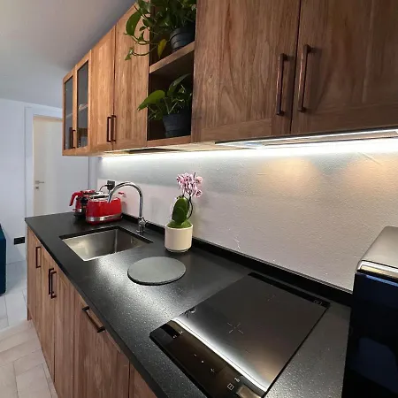Cozy Town Centre, 2bth And Garage Cervinia Apartment *