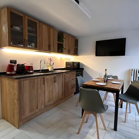 Appartamento Cozy Town Centre, 2bth And Garage Cervinia *
