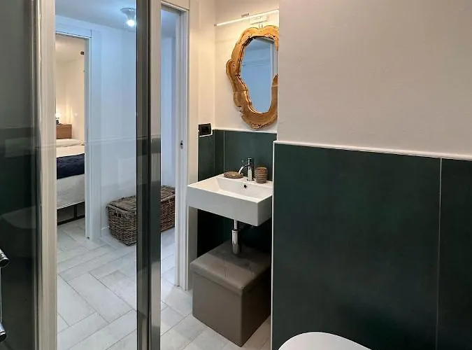 Cozy Town Centre, 2bth And Garage Cervinia Apartment *