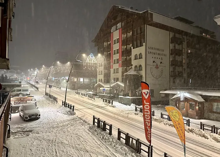 Cozy Town Centre, 2bth And Garage Cervinia Apartment